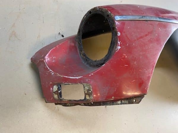 MGB GT Front Wing LH - Image 4