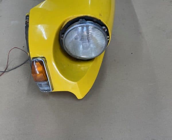 MGB Roadster Front Wing RH - Image 3