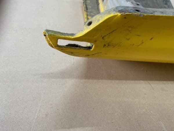 MGB Roadster Wing LH - Image 3
